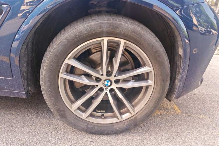 Used BMW X3 2018 xDrive25i M Sport Package China VI Right Front Wheel Hub