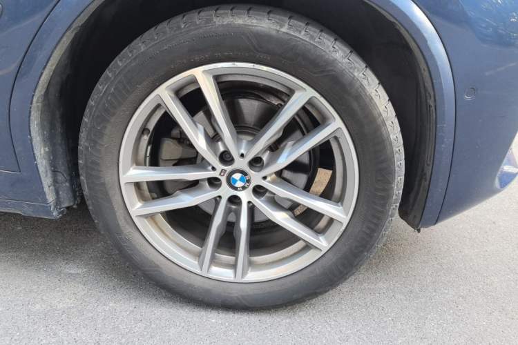 Used BMW X3 2018 xDrive28i M Sport Package China V Emission Standard Right Front Wheel Hub