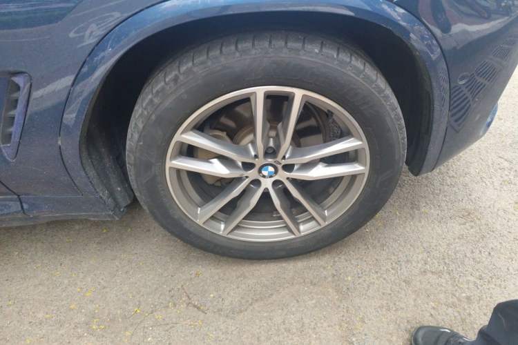 Used BMW X3 2018 xDrive30i Luxury Model M Sport Package China V Right Front Wheel Hub