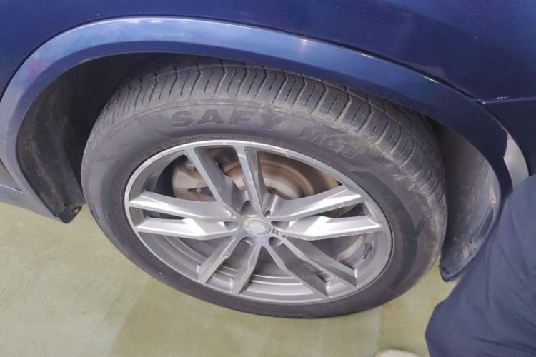 Used BMW X3 2018 xDrive30i Luxury Model M Sport Package China V Right Front Wheel Hub