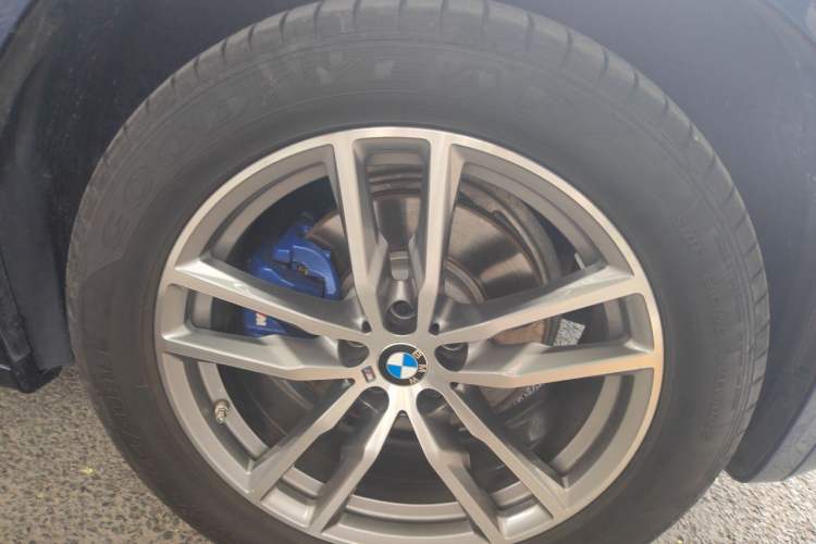 Used BMW X3 2018 xDrive30i Luxury Edition M Sport Package China VI Right Front Wheel Hub
