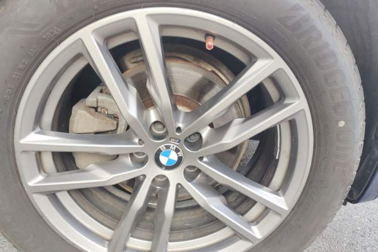 Used BMW X3 2018 xDrive25i M Sport Package China VI Right Front Wheel Hub