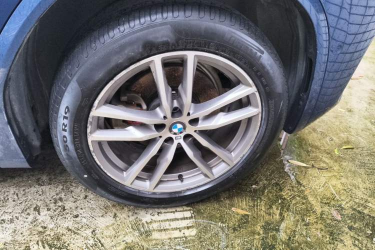 Used BMW X3 2018 xDrive25i M Sport Package China V Right Front Wheel Hub