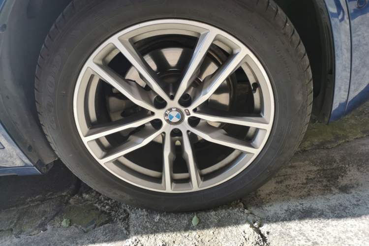 Used BMW X3 2018 xDrive28i M Sport Package China V Emission Standard Right Front Wheel Hub