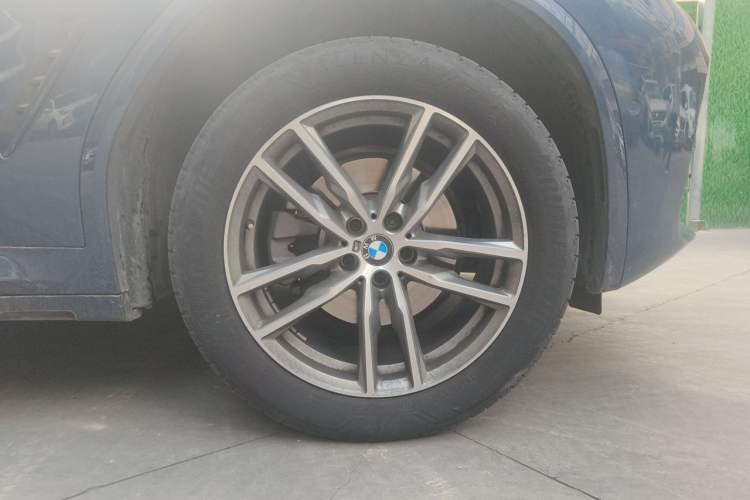 Used BMW X3 2018 xDrive30i Luxury Model M Sport Package China V Right Front Wheel Hub