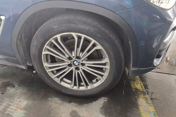 Used BMW X3 2018 xDrive28i Luxury Package China VI Emission Standard Right Front Wheel Hub