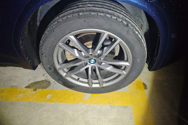 Used BMW X3 2018 xDrive28i M Sport Package China VI Right Front Wheel Hub