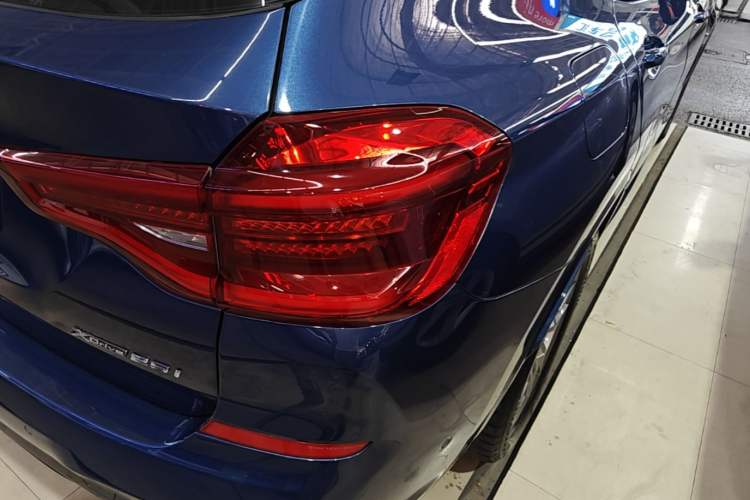 Used BMW X3 2018 xDrive25i M Sport Package China VI Right Rear Taillight