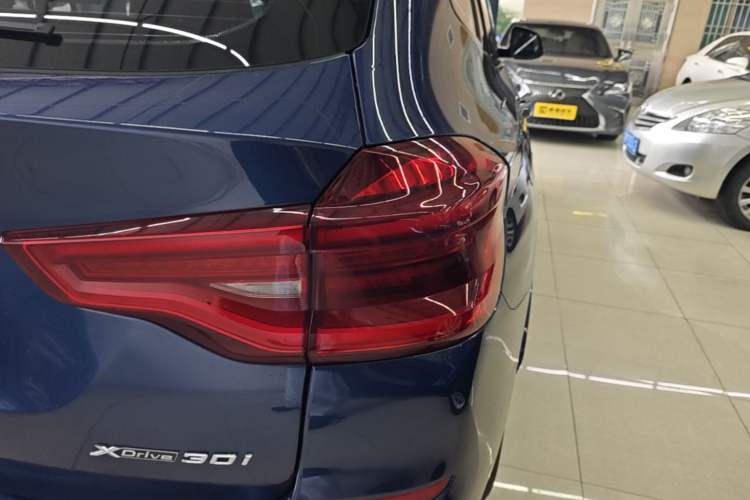 Used BMW X3 2018 xDrive30i Luxury Model M Sport Package China V Right Rear Taillight