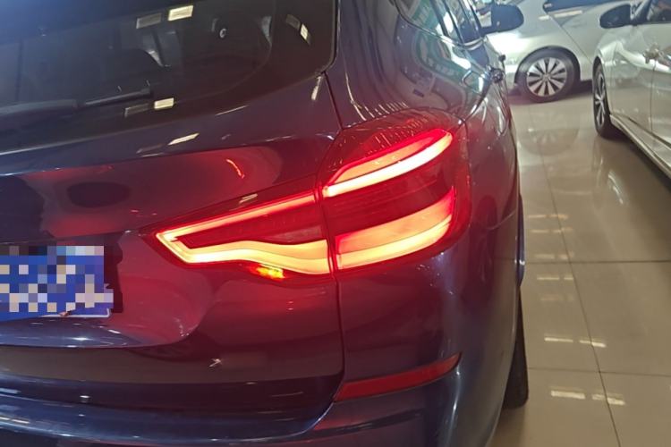 Used BMW X3 2018 xDrive25i M Sport Package China VI Right Rear Taillight