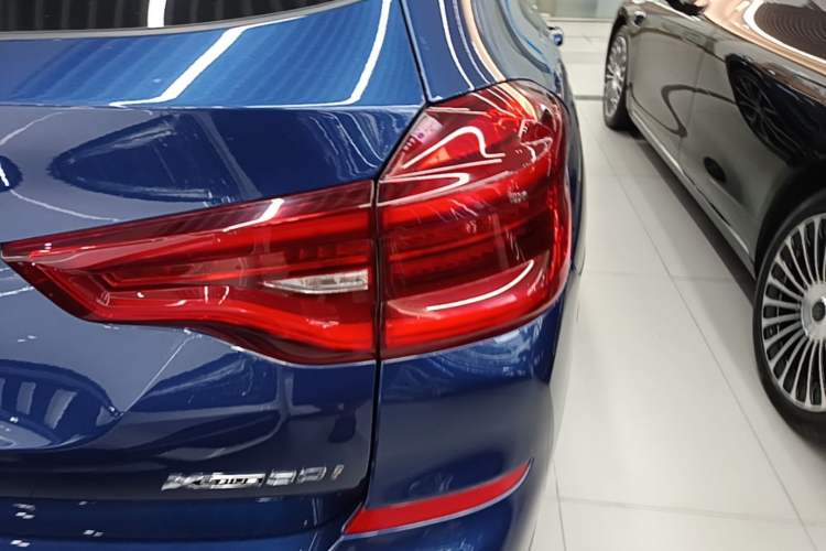 Used BMW X3 2018 xDrive30i Luxury Edition M Sport Package China VI Right Rear Taillight