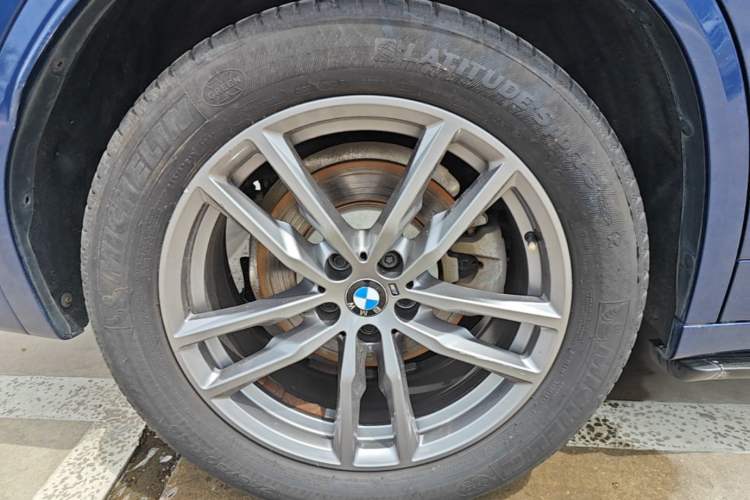 Used BMW X3 2018 xDrive25i M Sport Package China VI Right Rear Wheel Hub