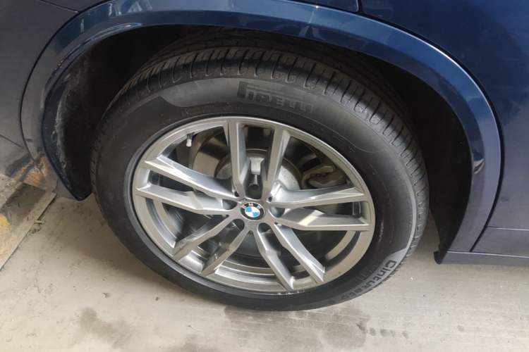 Used BMW X3 2018 xDrive28i M Sport Package China VI Right Rear Wheel Hub