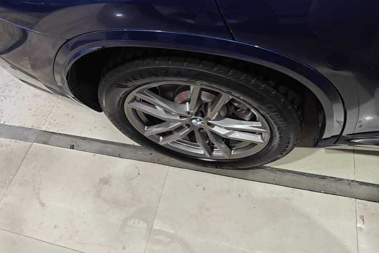 Used BMW X3 2018 xDrive25i M Sport Package China VI Right Rear Wheel Hub