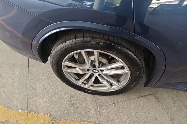 Used BMW X3 2018 xDrive28i M Sport Package China VI Right Rear Wheel Hub