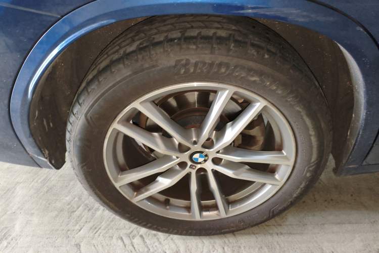 Used BMW X3 2018 xDrive30i Luxury Edition M Sport Package China VI Right Rear Wheel Hub