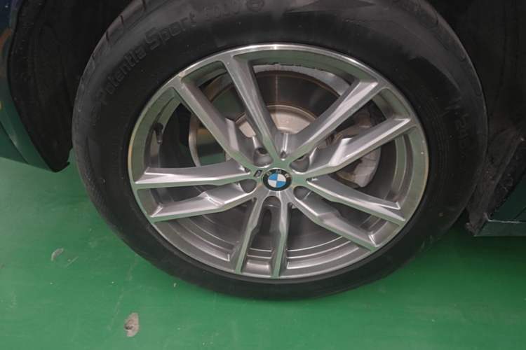 Used BMW X3 2018 xDrive30i Luxury Edition M Sport Package China VI Right Rear Wheel Hub