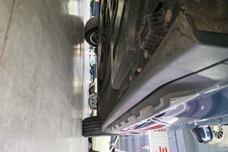 Used BMW X3 2018 xDrive25i Luxury Package China VI Emission Standard Right Side Sill
