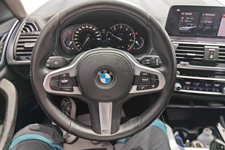 Used BMW X3 2018 xDrive25i M Sport Package China VI Steering Wheel
