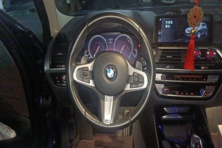 Used BMW X3 2018 xDrive30i Luxury Edition M Sport Package China VI Steering Wheel