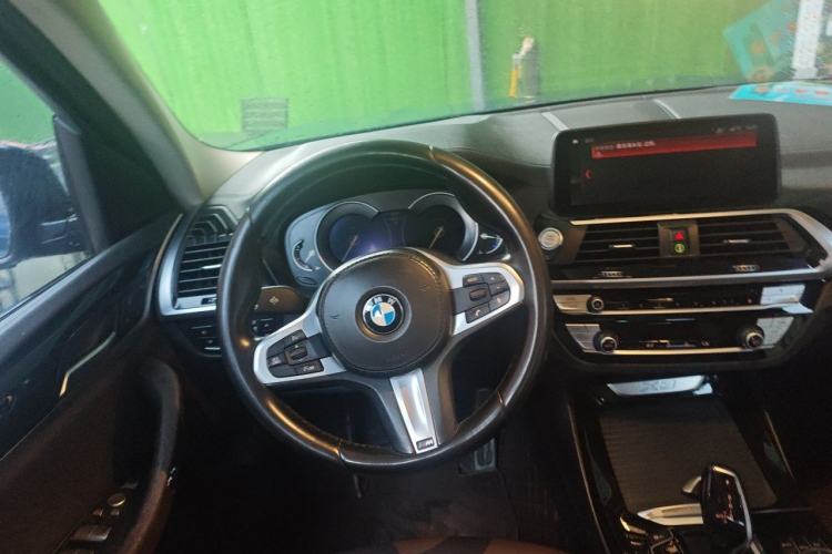 Used BMW X3 2018 xDrive25i M Sport Package China VI Steering Wheel