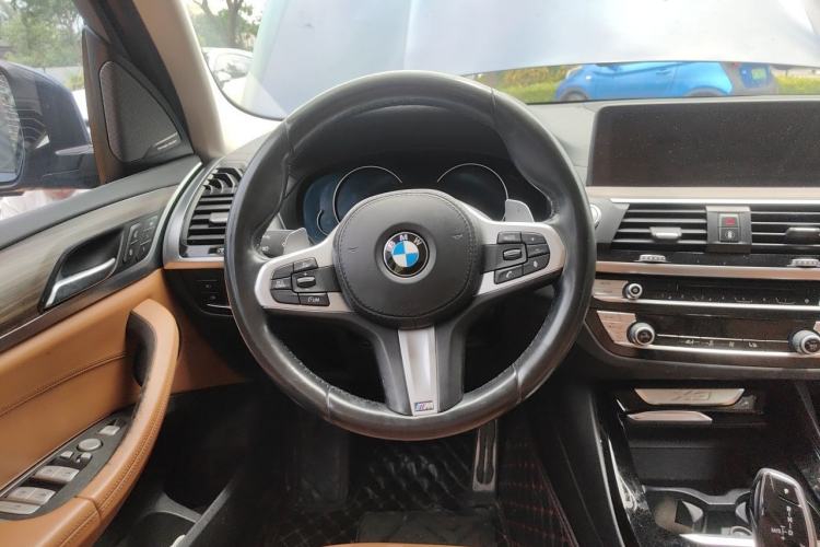 Used BMW X3 2018 xDrive28i Luxury Package China V Steering Wheel