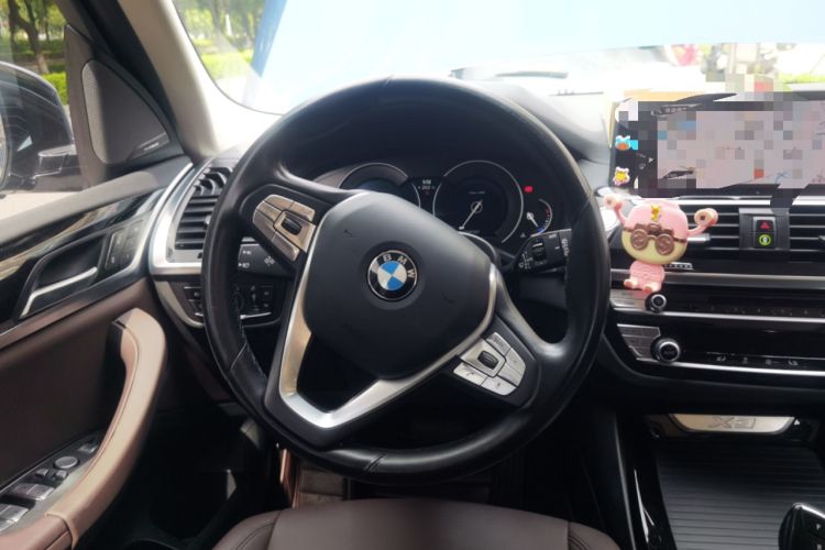 Used BMW X3 2018 xDrive25i Luxury Package China VI Emission Standard Steering Wheel