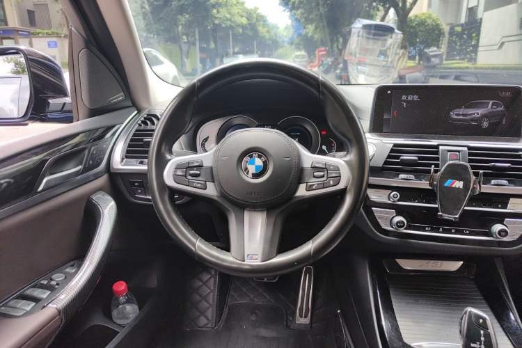Used BMW X3 2018 xDrive25i M Sport Package China VI Steering Wheel