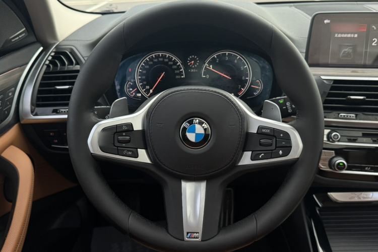 Used BMW X3 2018 xDrive28i Luxury Package China V Steering Wheel