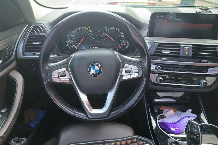 Used BMW X3 2018 xDrive28i Luxury Package China VI Emission Standard Steering Wheel