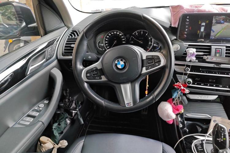 Used BMW X3 2018 xDrive25i M Sport Package China V Steering Wheel