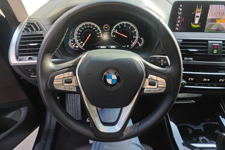 Used BMW X3 2018 xDrive28i Luxury Package China VI Emission Standard Steering Wheel