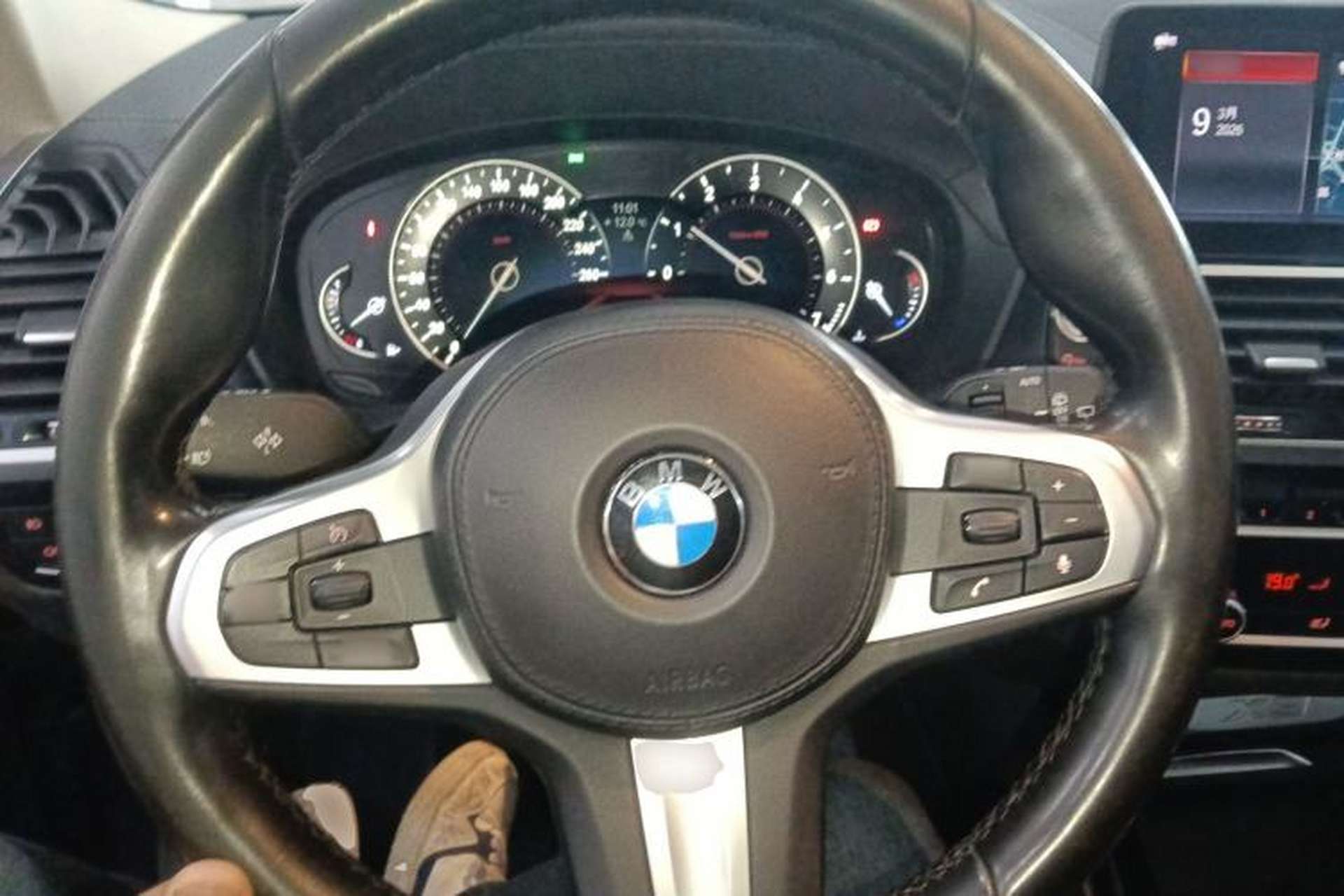 Used BMW X3 2018 xDrive25i M Sport Package China VI Steering Wheel