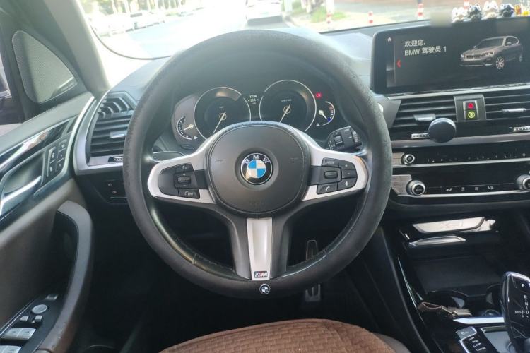 Used BMW X3 2018 xDrive25i M Sport Package China VI Steering Wheel