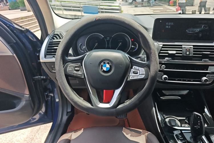Used BMW X3 2018 xDrive25i Luxury Package China V Steering Wheel