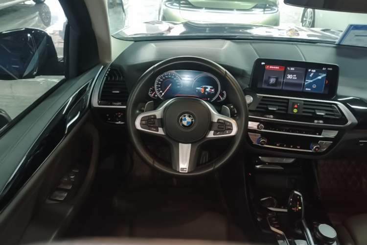 Used BMW X3 2018 xDrive28i M Sport Package China VI Steering Wheel