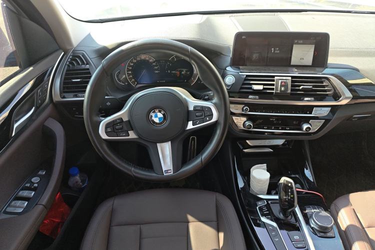 Used BMW X3 2018 xDrive25i Luxury Package China V Steering Wheel