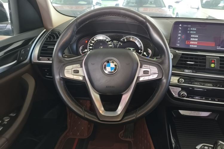 Used BMW X3 2018 xDrive25i Luxury Package China V Steering Wheel