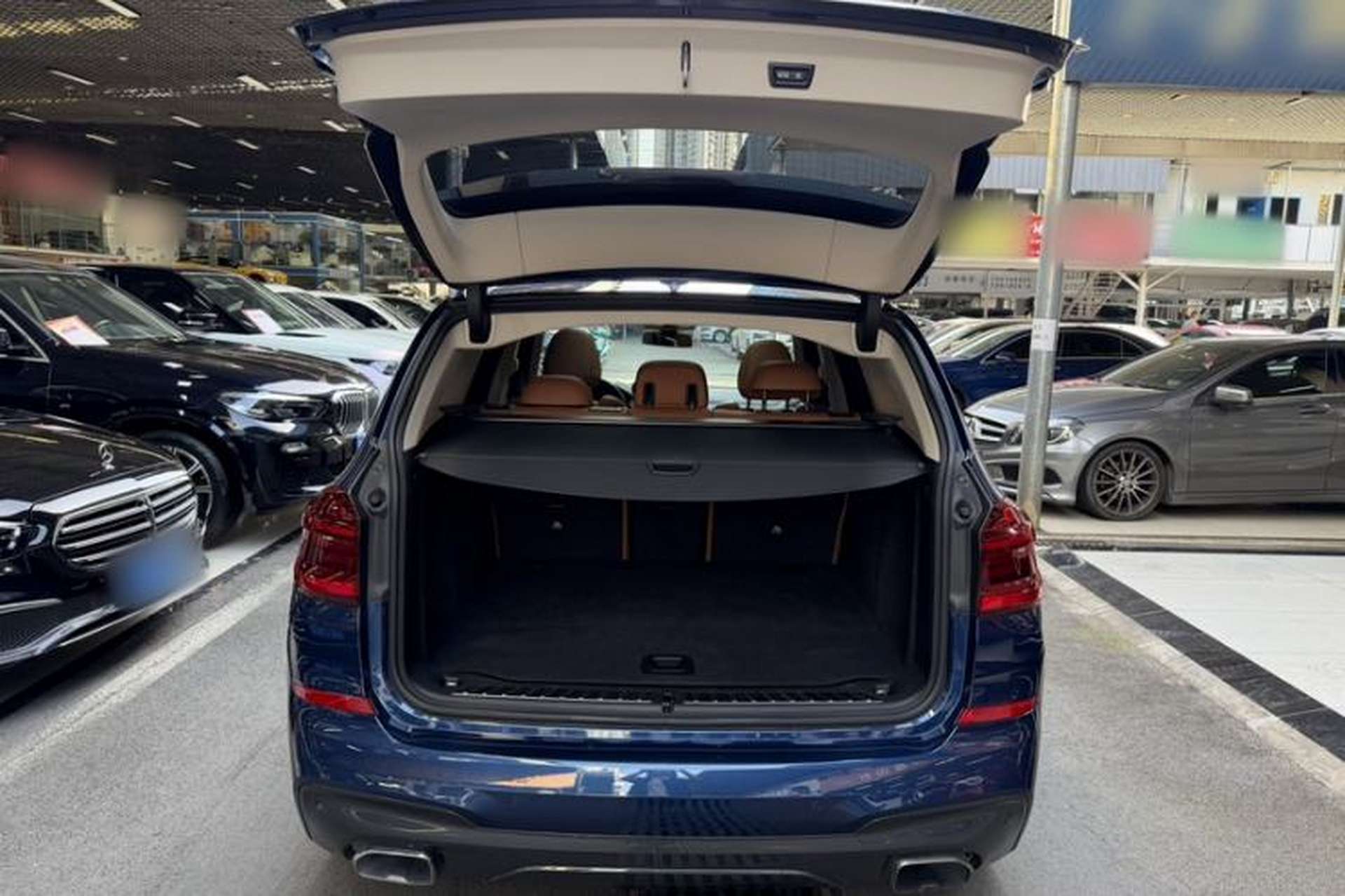 Used BMW X3 2018 xDrive30i Luxury Model with M Sport Package China V Emission Standard Trunk