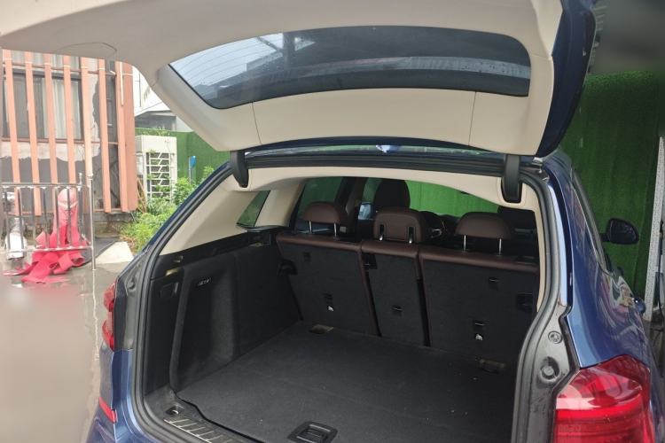 Used BMW X3 2018 xDrive25i M Sport Package China VI Trunk