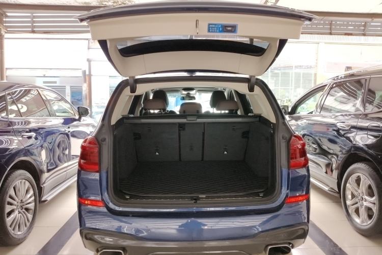 Used BMW X3 2018 xDrive28i M Sport Package China VI Trunk