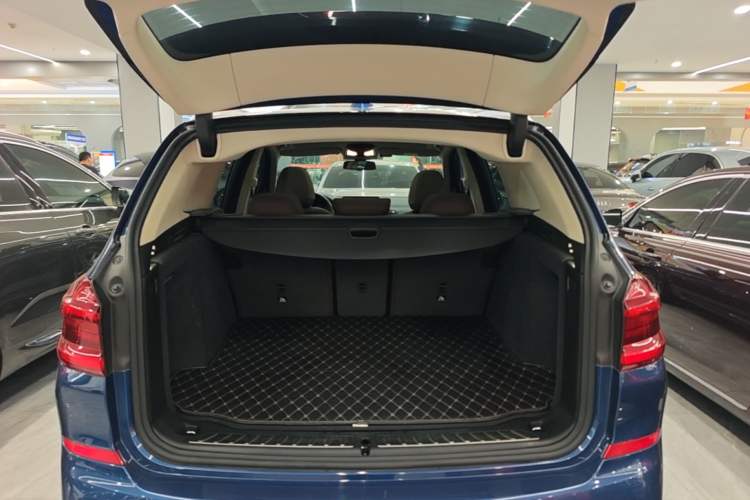 Used BMW X3 2018 xDrive25i M Sport Package China VI Trunk
