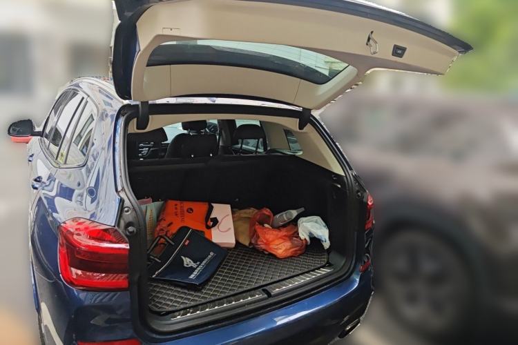 Used BMW X3 2018 xDrive28i M Sport Package China VI Trunk