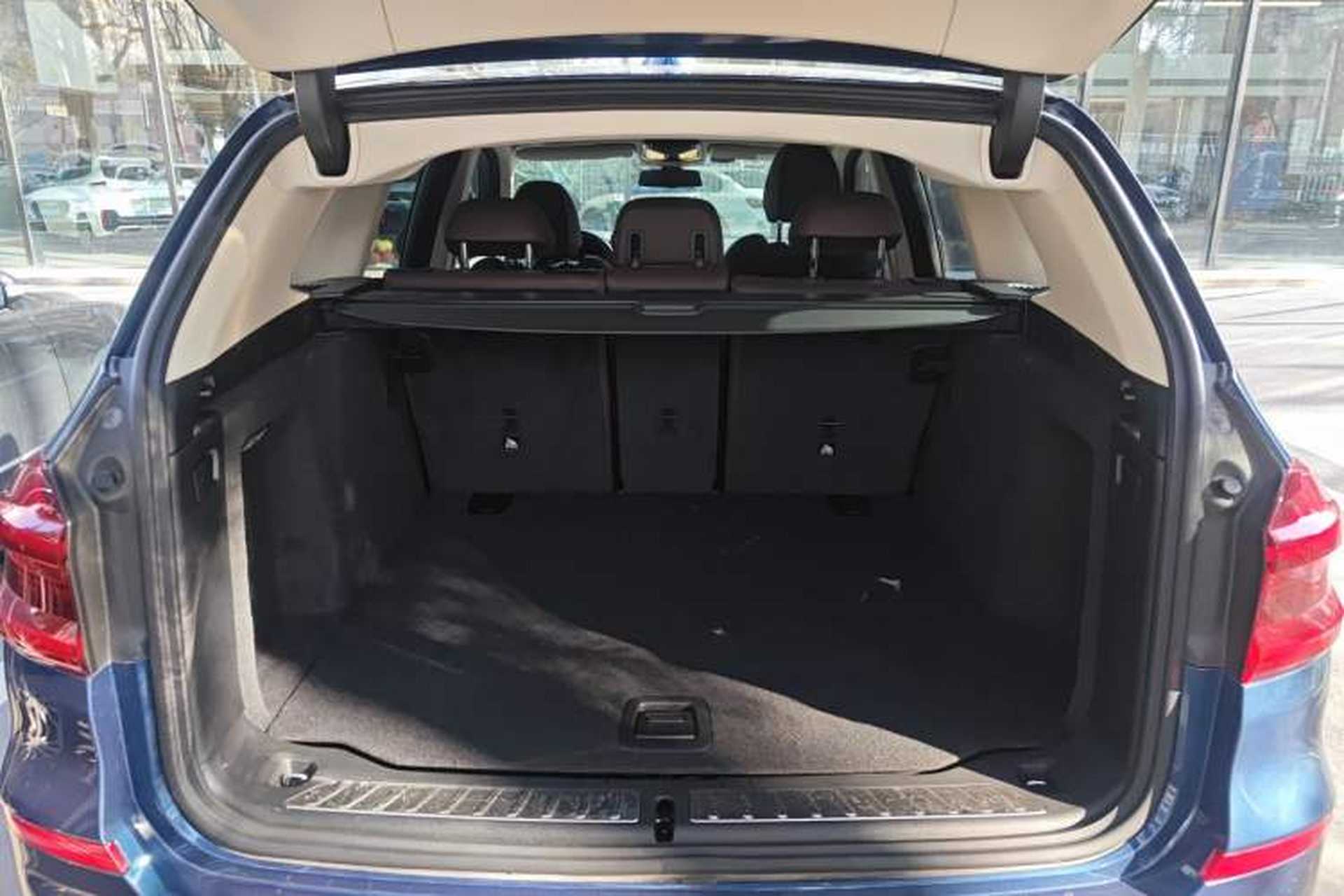 Used BMW X3 2018 xDrive28i Luxury Package China VI Emission Standard Trunk