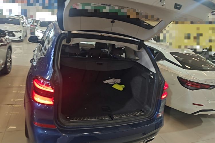 Used BMW X3 2018 xDrive25i M Sport Package China VI Trunk
