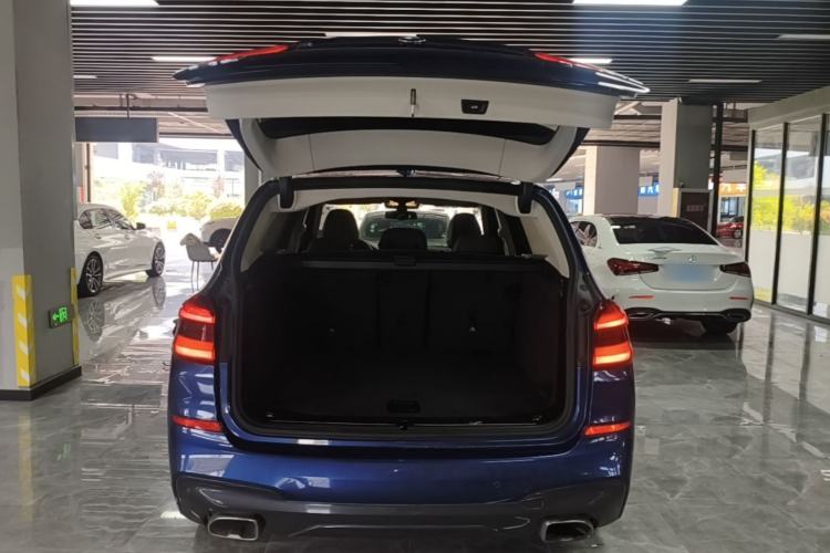Used BMW X3 2018 xDrive28i M Sport Package China VI Trunk