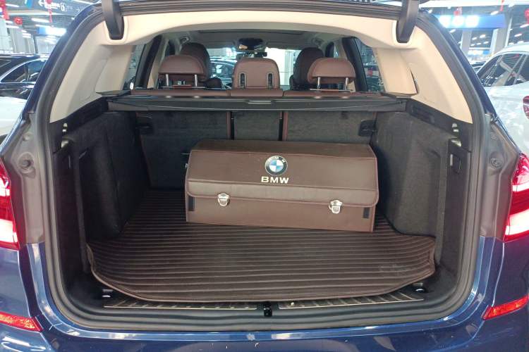 Used BMW X3 2018 xDrive25i M Sport Package China VI Trunk
