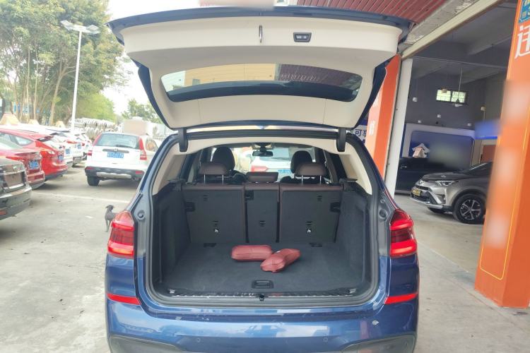 Used BMW X3 2018 xDrive28i M Sport Package China VI Trunk