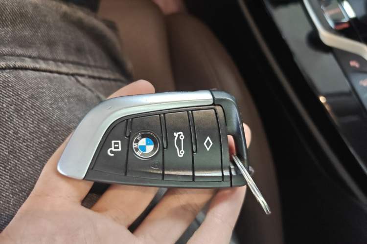 Used BMW X3 2018 xDrive28i M Sport Package China V Emission Standard Vehicle Key