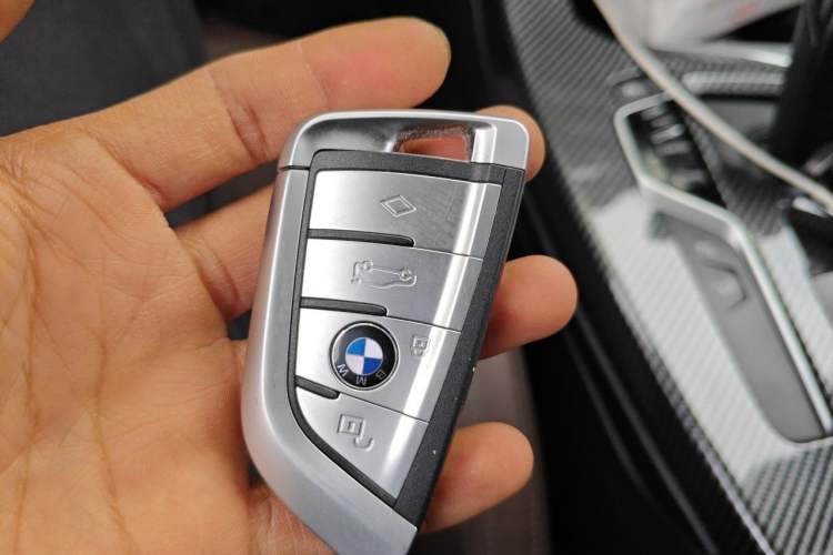 Used BMW X3 2018 xDrive28i Luxury Package China VI Emission Standard Vehicle Key